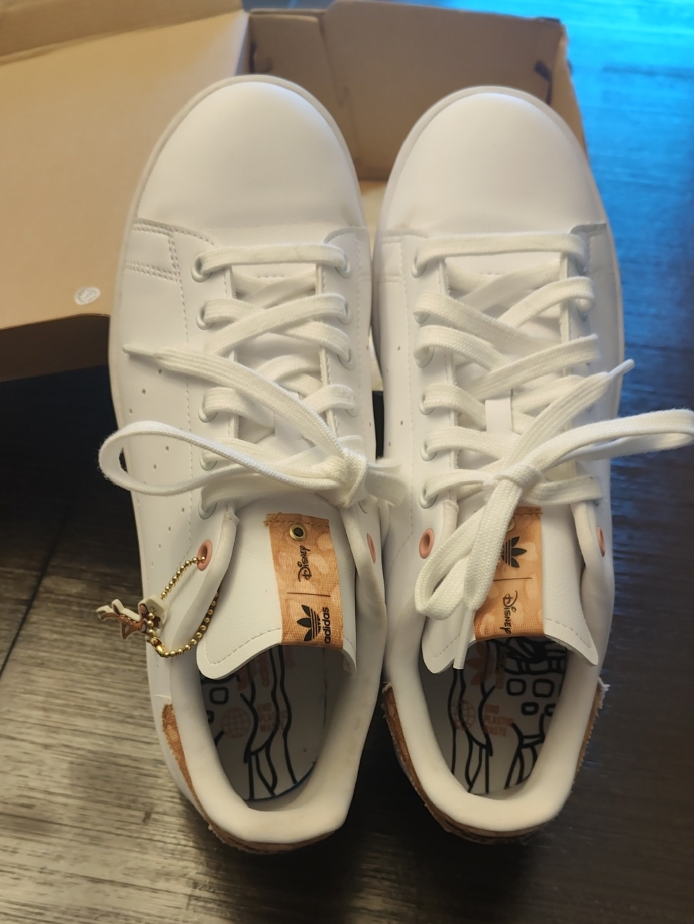 adidas White Sneakers with Tan Accent and Gold Charm